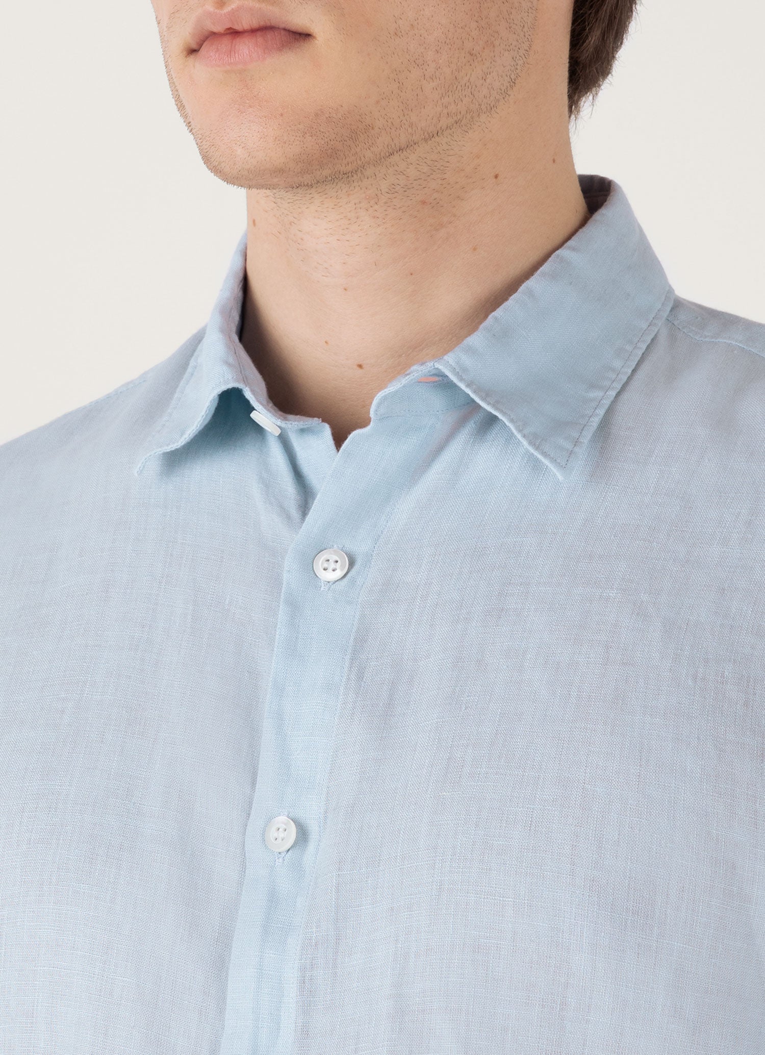 Men's Linen Shirt in Light Blue - Image 6