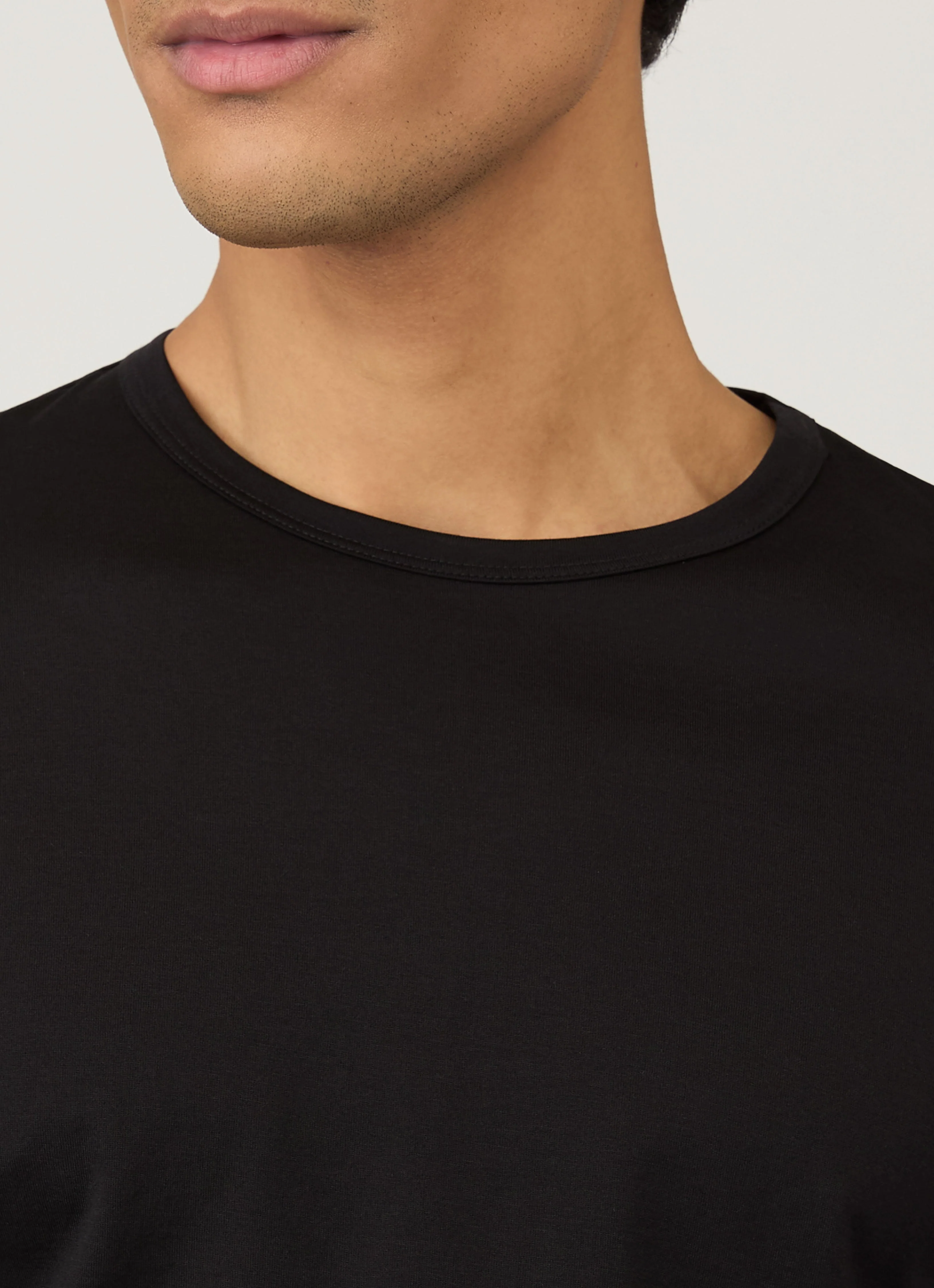 Men's Classic Long Sleeve T-shirt in Black - Image 6