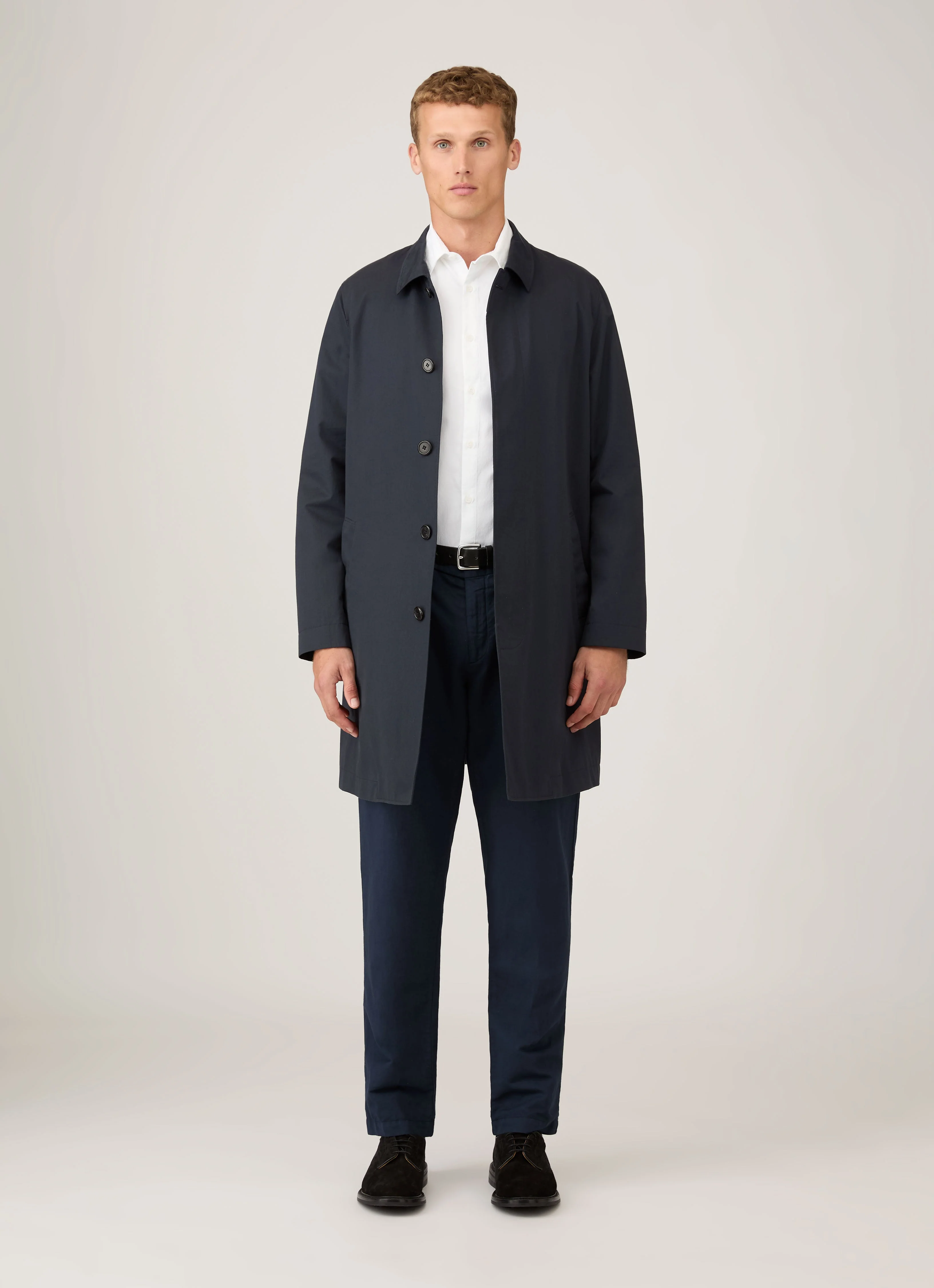 Men's Oxford Shirt in White - Image 3