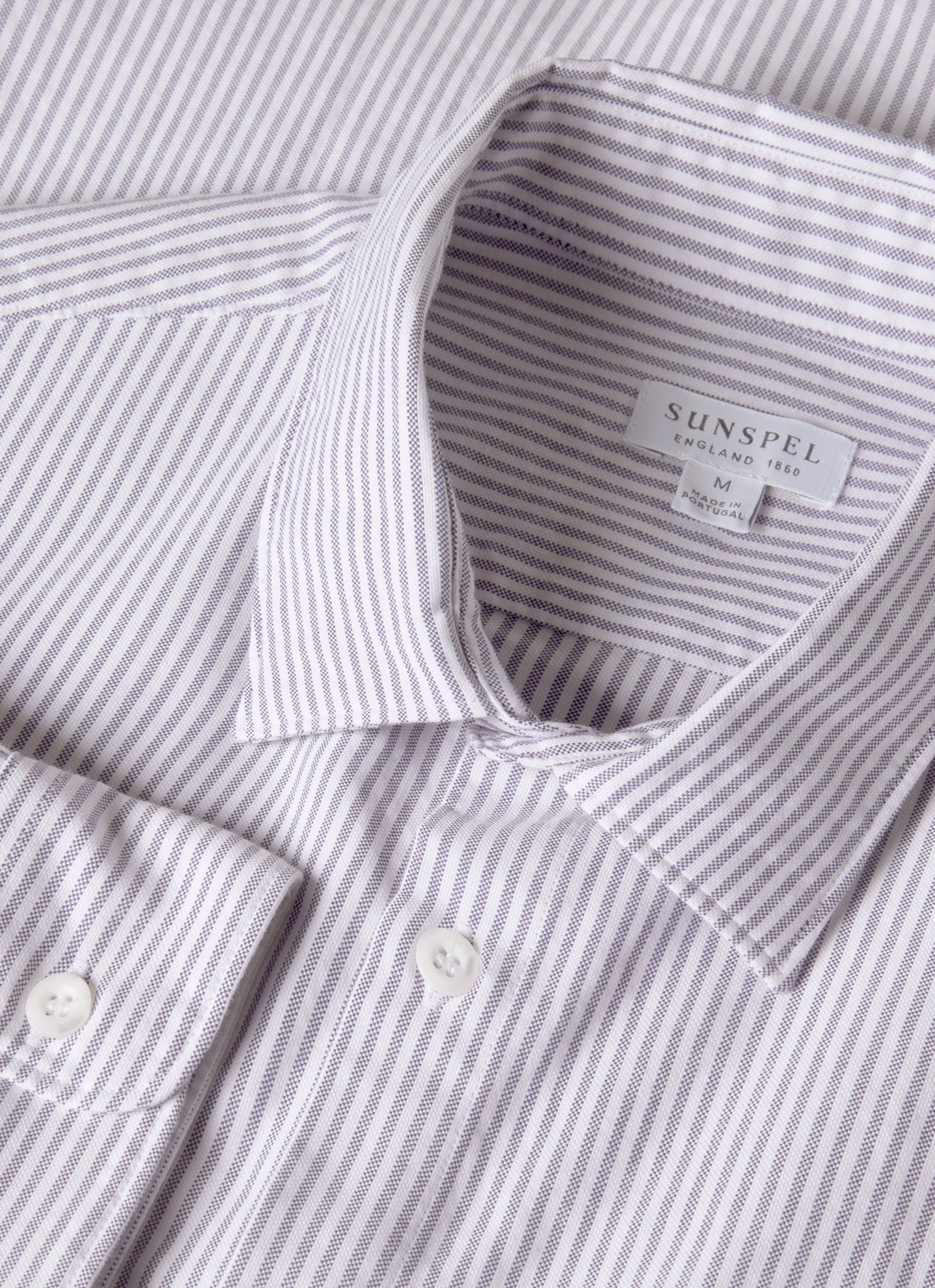 Men's Oxford Shirt in White/Navy - Image 4