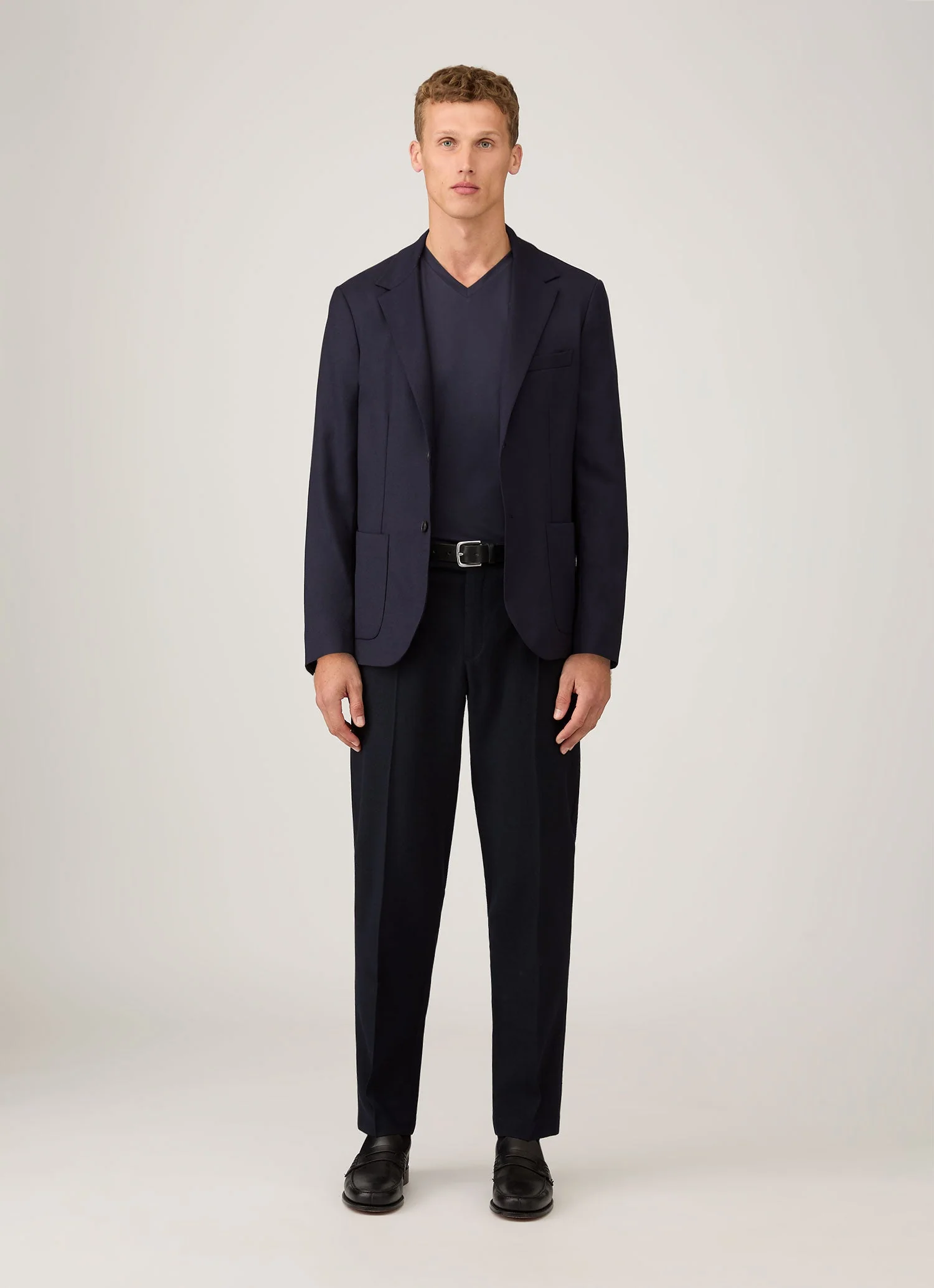 Men's Riviera V-neck T-shirt in Navy - Image 3