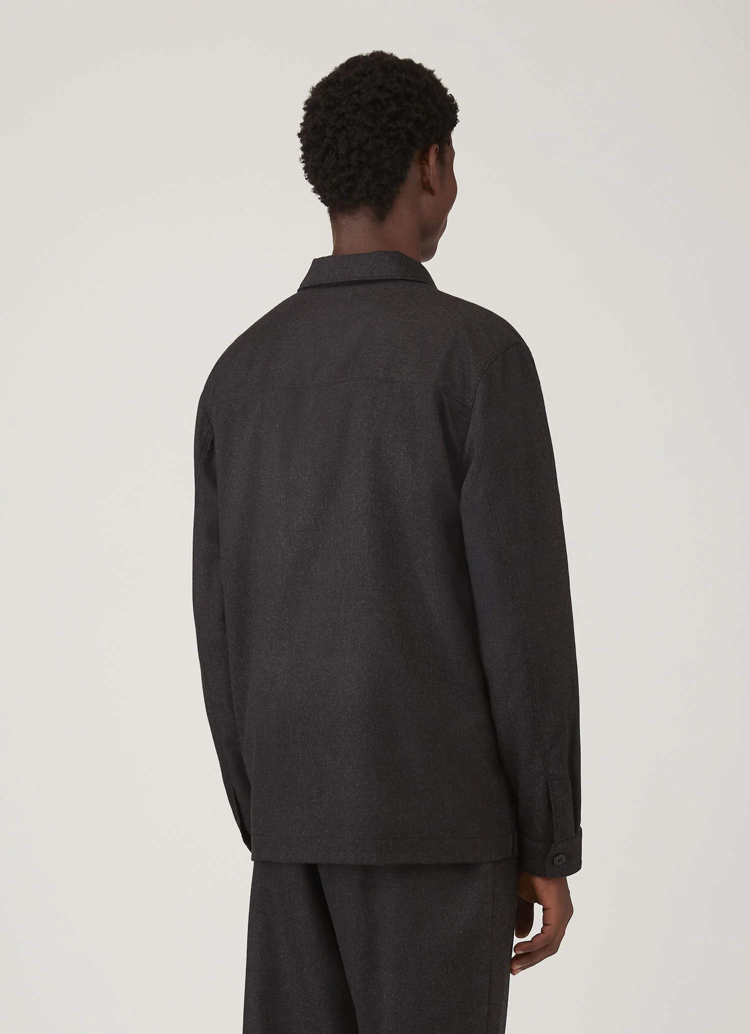 Men's Wool Cashmere Flannel Overshirt in Charcoal Melange - Image 5