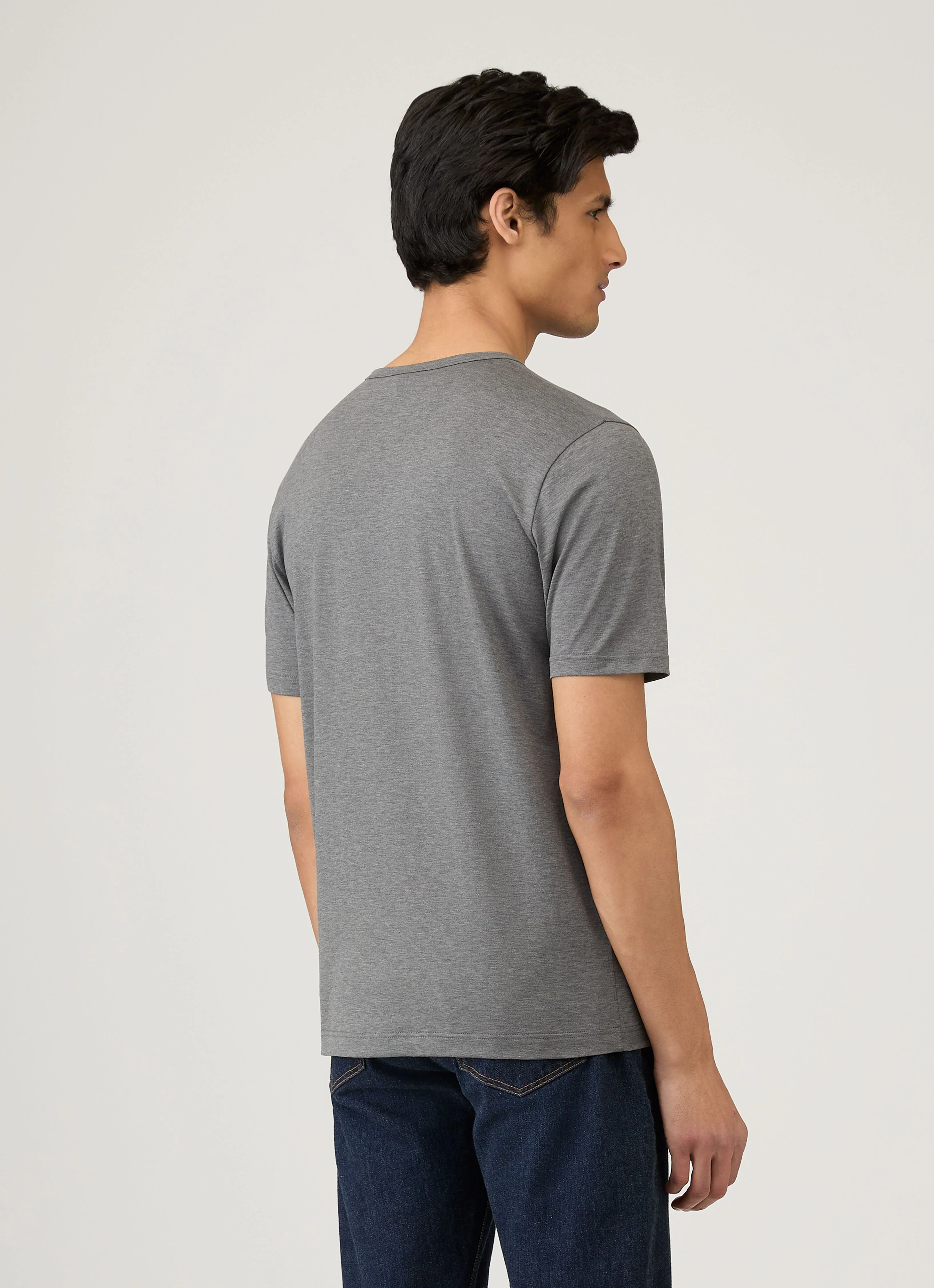 Men's Classic T-shirt in Charcoal Melange - Image 5